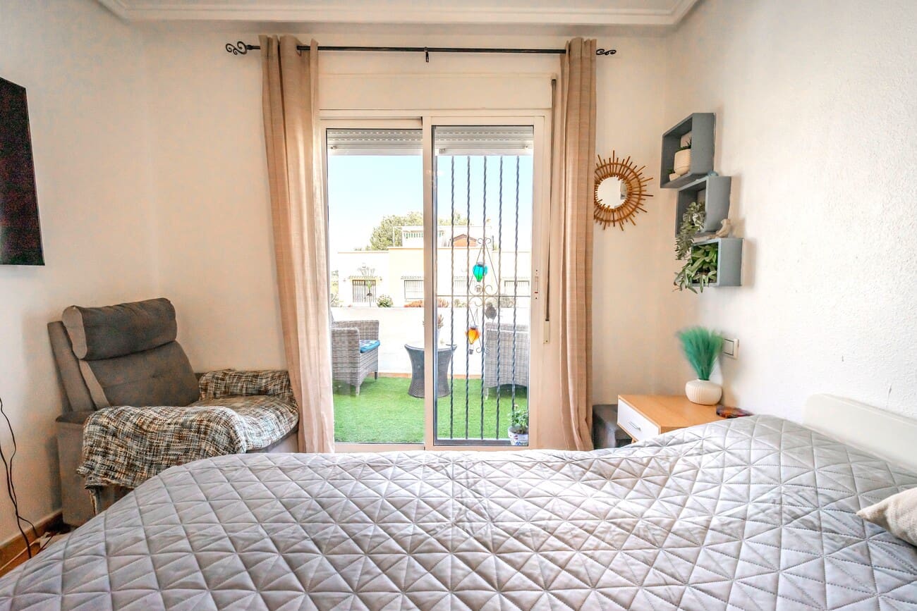 3 soverom Hus til salgs i Los Altos med svømmebasseng garasje - € 199 950 (Ref: 9969263)