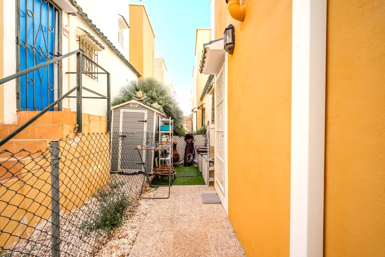 3 soverom Hus til salgs i Los Altos med svømmebasseng garasje - € 199 950 (Ref: 9969263)