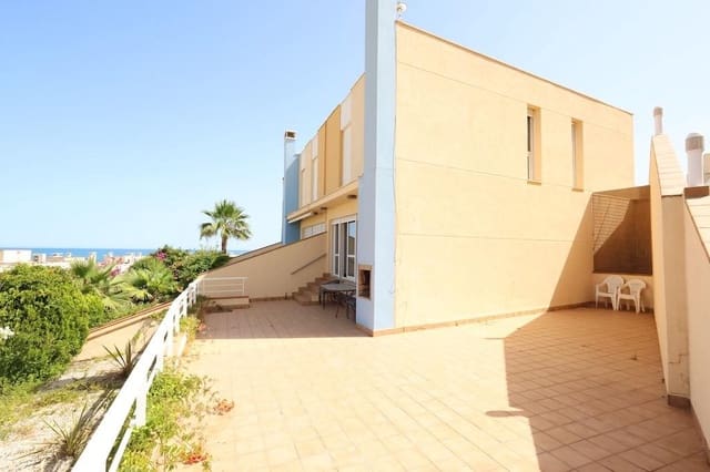 3 makuuhuone Omakotitalo myytävänä paikassa Cabo Roig, Orihuela mukana uima-altaan 
autotalli - 390 000 € (Ref: 9969264)