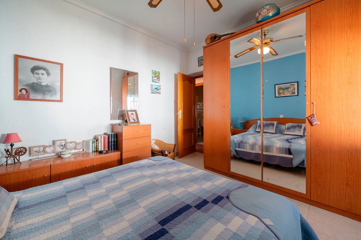 4 soverom Villa til salgs i Ciudad Quesada med svømmebasseng garasje - € 389 000 (Ref: 9969266)