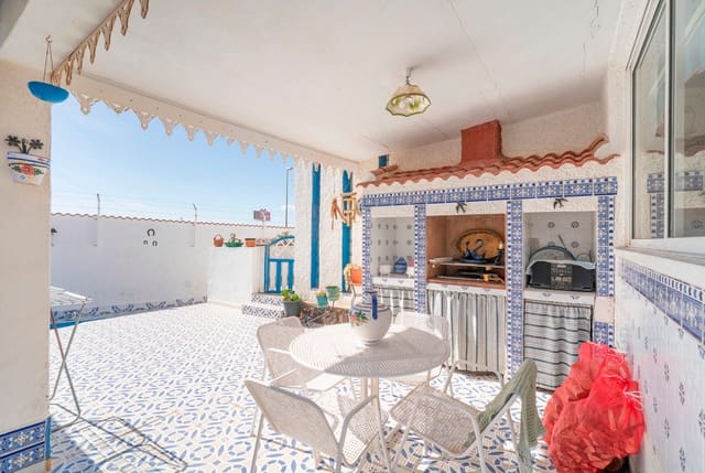 4 soverom Villa til salgs i Ciudad Quesada, Rojales med svømmebasseng garasje - € 389 000 (Ref: 9969266)