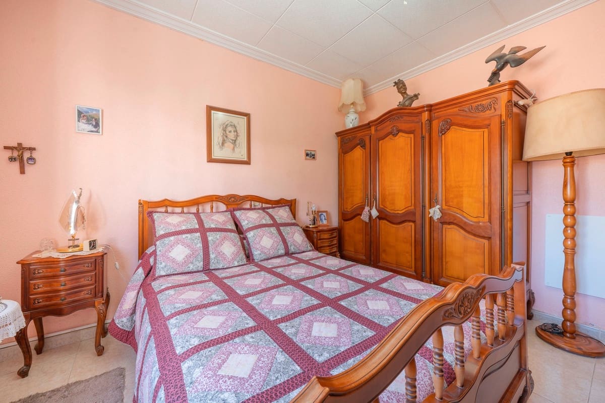 4 soverom Villa til salgs i Ciudad Quesada med svømmebasseng garasje - € 389 000 (Ref: 9969266)