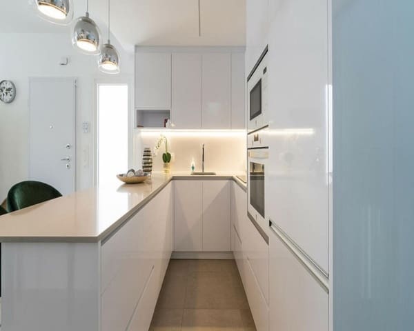 4 slaapkamer Villa te koop in San Pedro del Pinatar ciudad, San Pedro del Pinatar met zwembad garage - € 449.000 (Ref: 9976734)