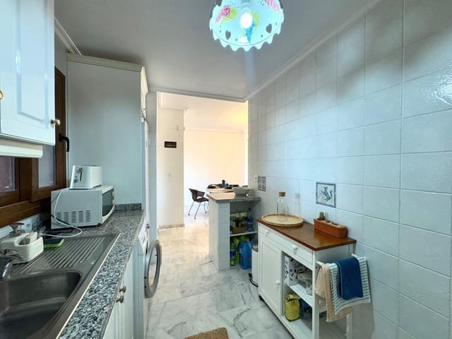 2 soveværelse Lejlighed til salg i Villamartin, Orihuela med swimmingpool - € 209.000 (Ref: 9976738)