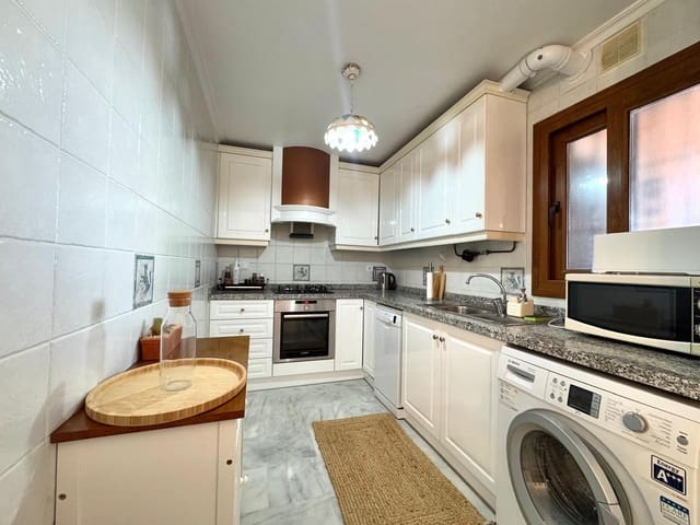 2 soveværelse Lejlighed til salg i Villamartin, Orihuela med swimmingpool - € 209.000 (Ref: 9976738)