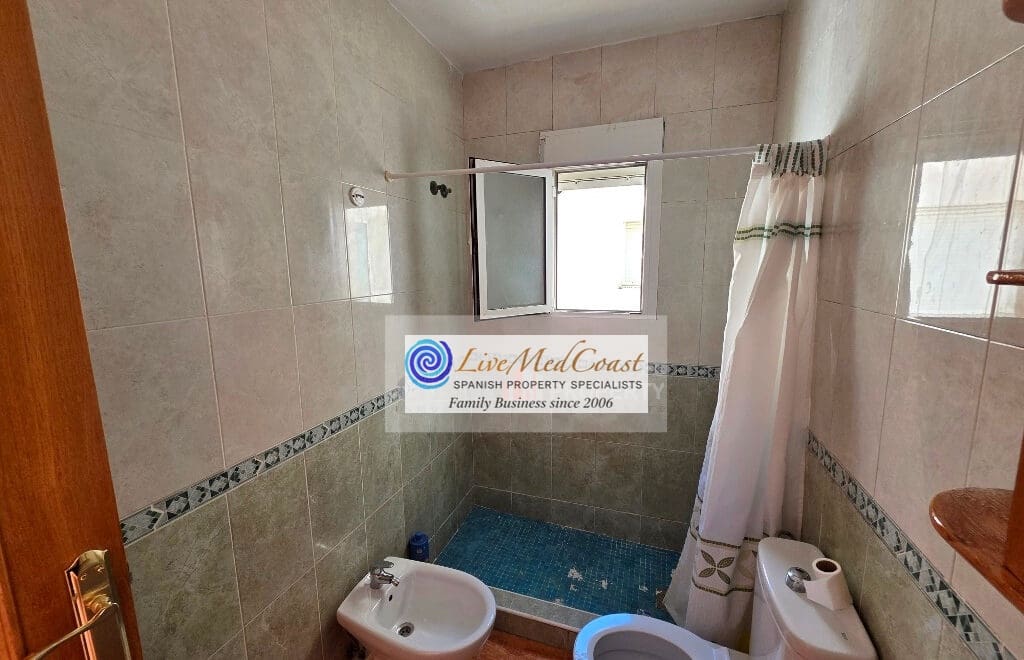 2 soverom Leilighet til salgs i Los Alcazares med svømmebasseng - € 139 000 (Ref: 9976740)
