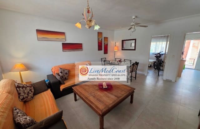 Casa de 3 habitaciones en Centro, Los Alcázares en venta con piscina - 269.000 € (Ref: 9976741)