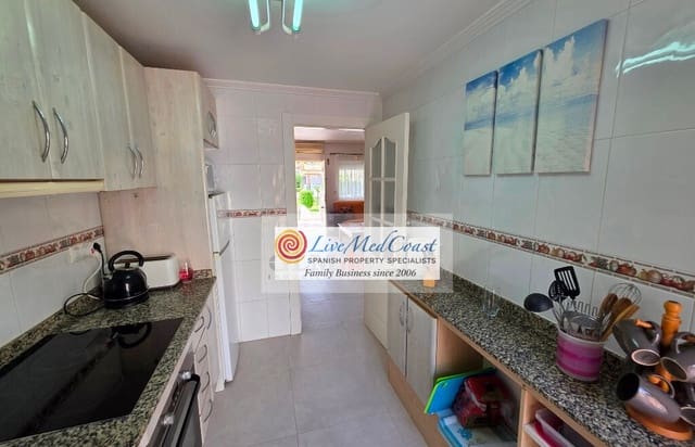 Casa de 3 habitaciones en Centro, Los Alcázares en venta con piscina - 269.000 € (Ref: 9976741)