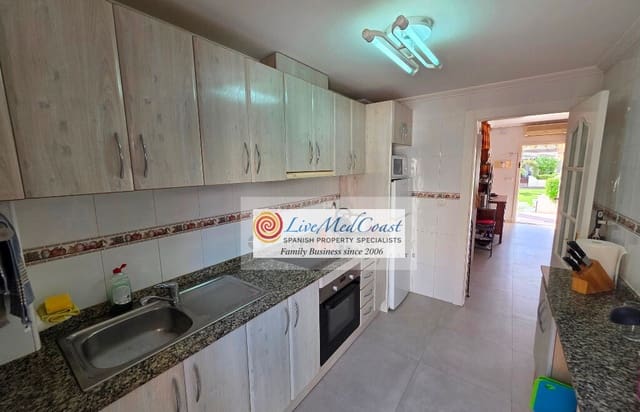 Casa de 3 habitaciones en Centro, Los Alcázares en venta con piscina - 269.000 € (Ref: 9976741)