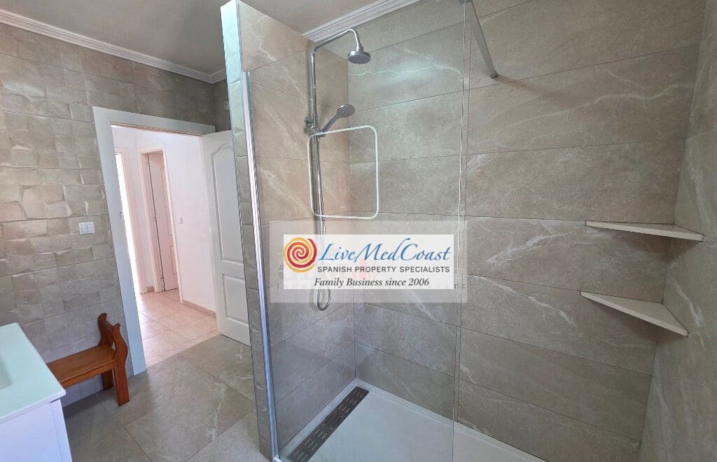 3 slaapkamer Huis te koop in Los Alcazares met zwembad - € 269.000 (Ref: 9976741)