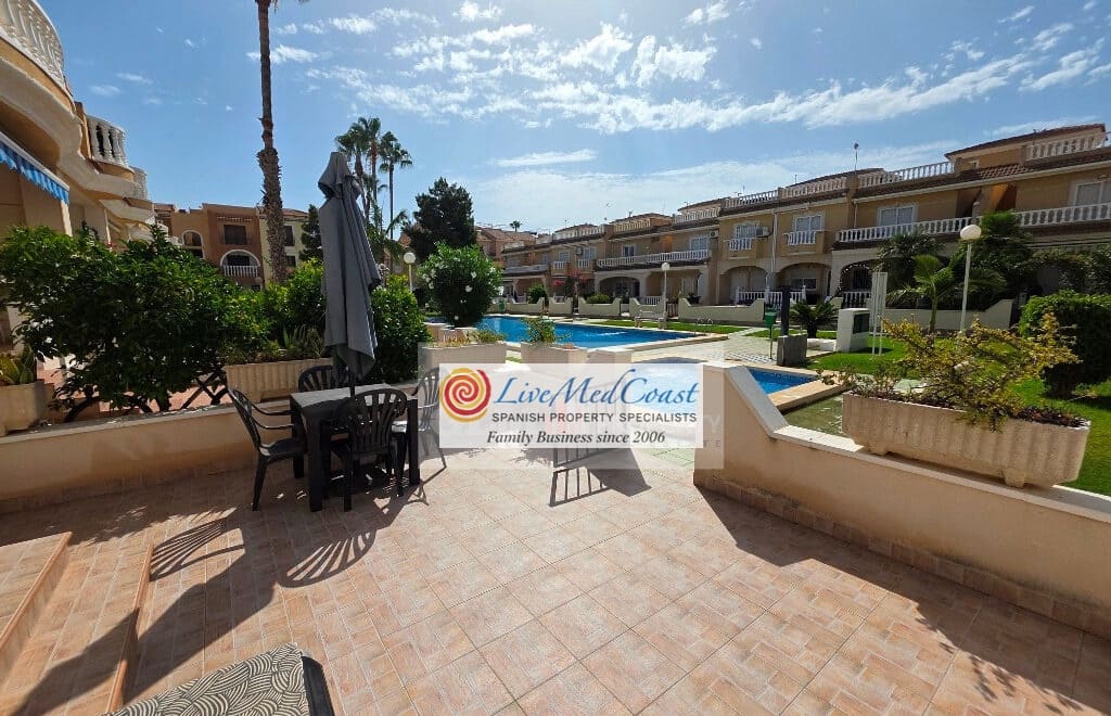 3 slaapkamer Huis te koop in Los Alcazares met zwembad - € 269.000 (Ref: 9976741)