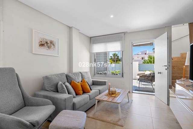 3 soverom Hus til salgs i Playa Flamenca, Orihuela med svømmebasseng garasje - € 329 000 (Ref: 9978120)