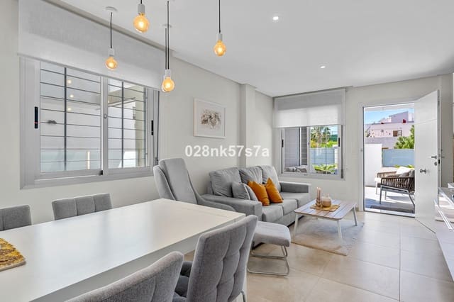 3 soverom Hus til salgs i Playa Flamenca, Orihuela med svømmebasseng garasje - € 329 000 (Ref: 9978120)