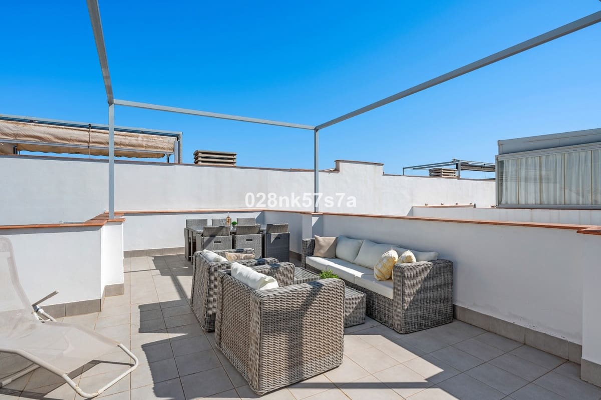 3 soverom Hus til salgs i Playa Flamenca med svømmebasseng garasje - € 329 000 (Ref: 9978120)