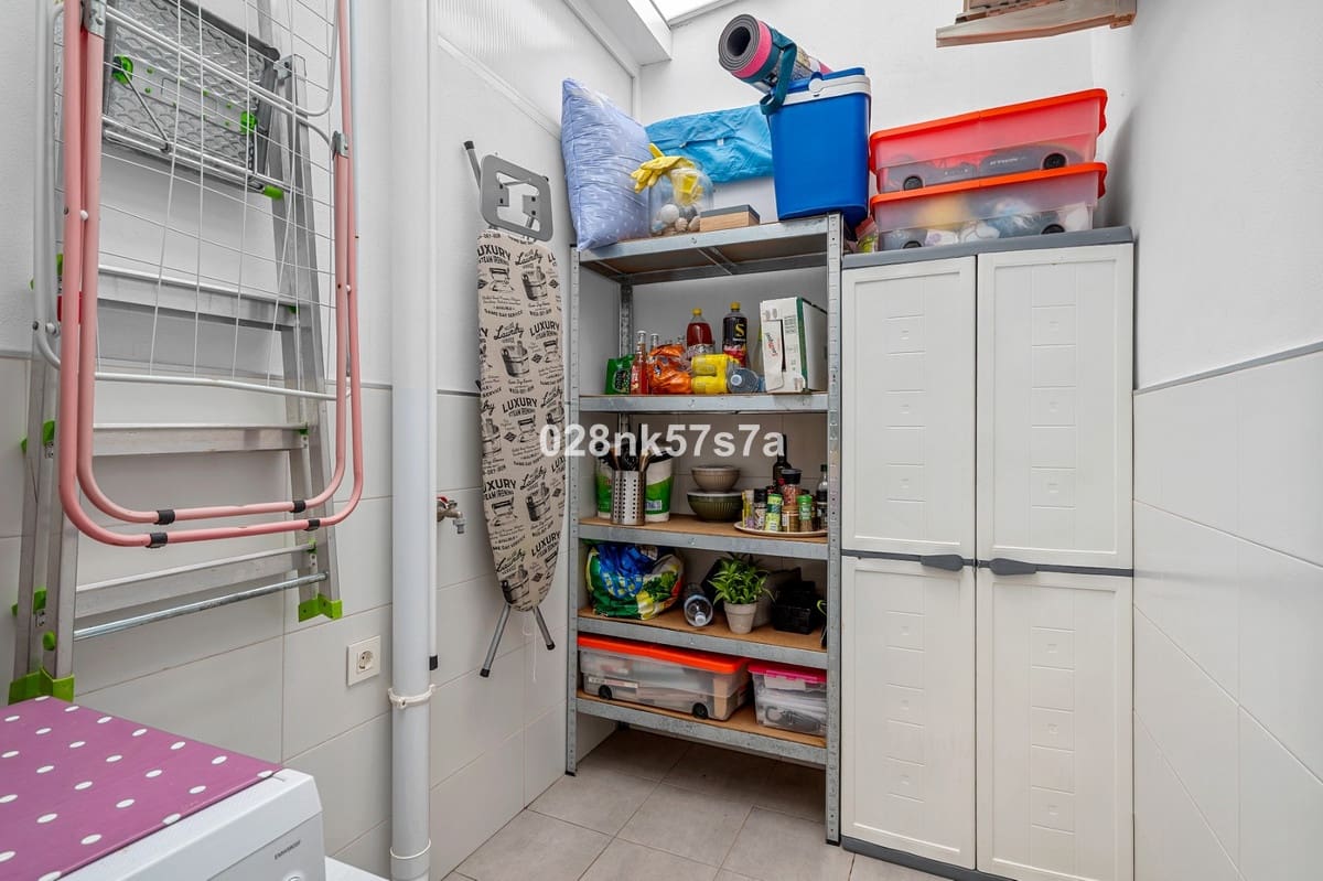 3 soverom Hus til salgs i Playa Flamenca med svømmebasseng garasje - € 329 000 (Ref: 9978120)