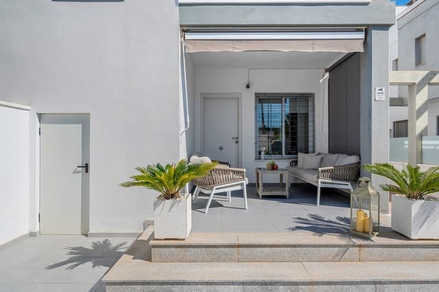 3 chambre Maison de Ville à vendre à Playa Flamenca, Orihuela avec piscine garage - 329 000 € (Ref: 9978120)