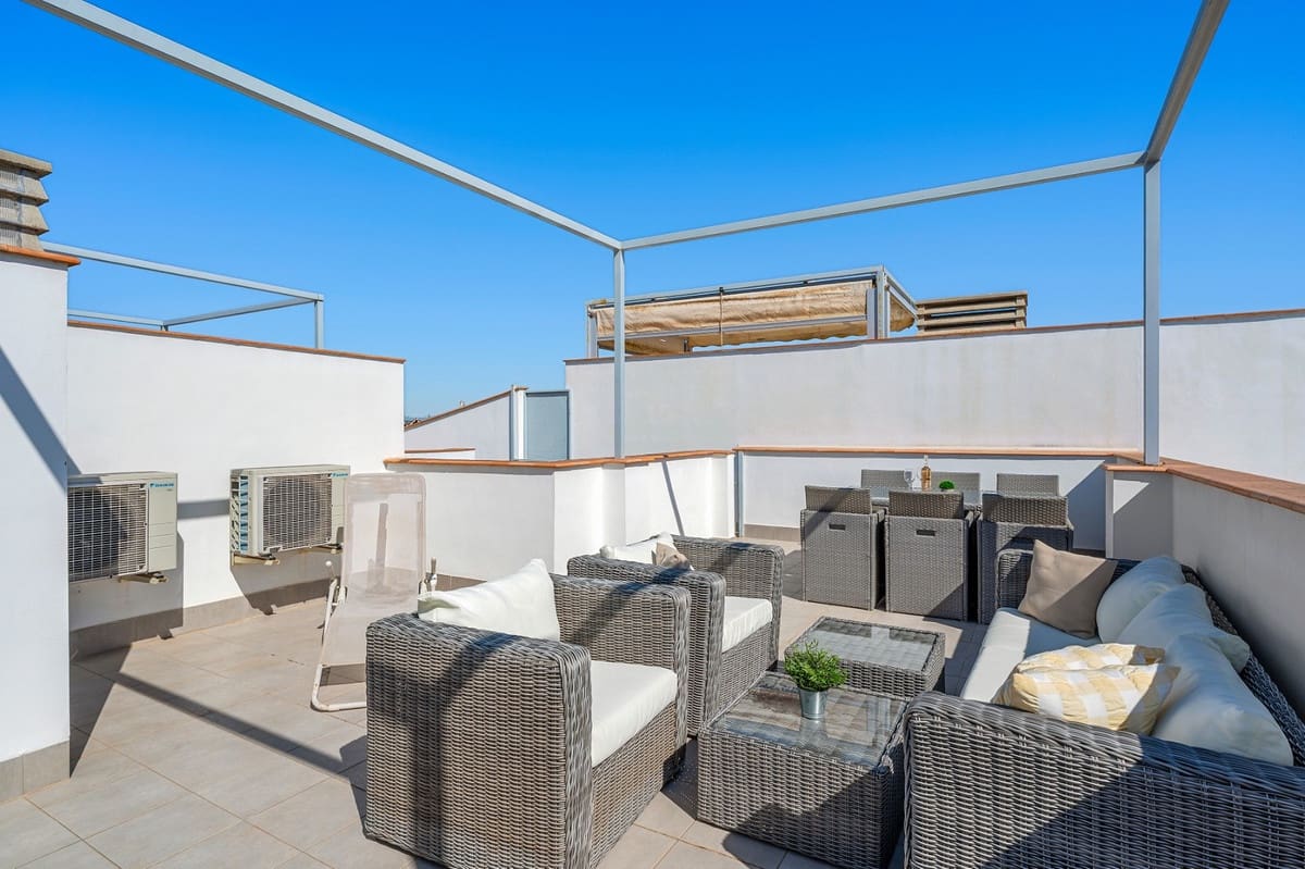 3 bedroom Townhouse for sale in Playa Flamenca with pool garage - € 329,000 (Ref: 9978120)