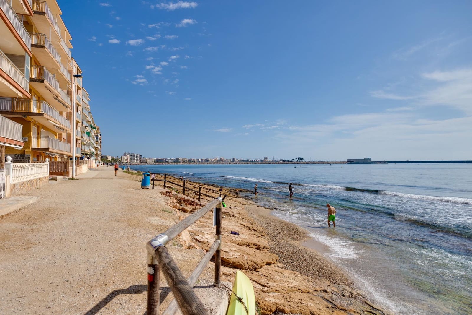 2 soveværelse Lejlighed til salg i Torrevieja med swimmingpool - € 149.900 (Ref: 9986302)