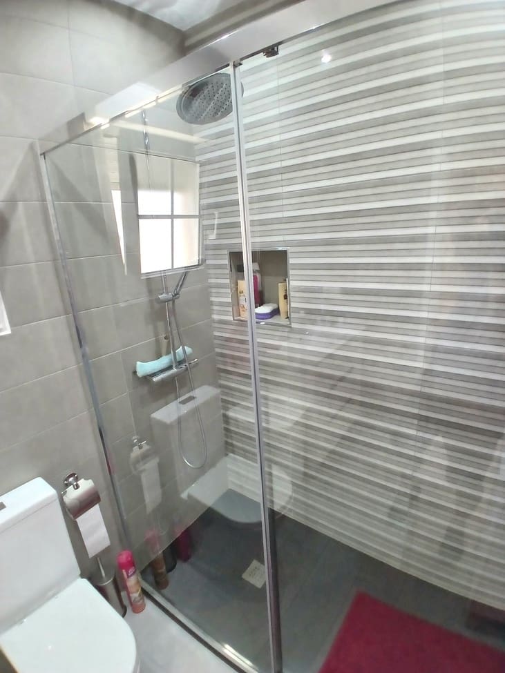 3 soveværelse Villa til salg i Villamartin med swimmingpool garage - € 364.950 (Ref: 9990154)