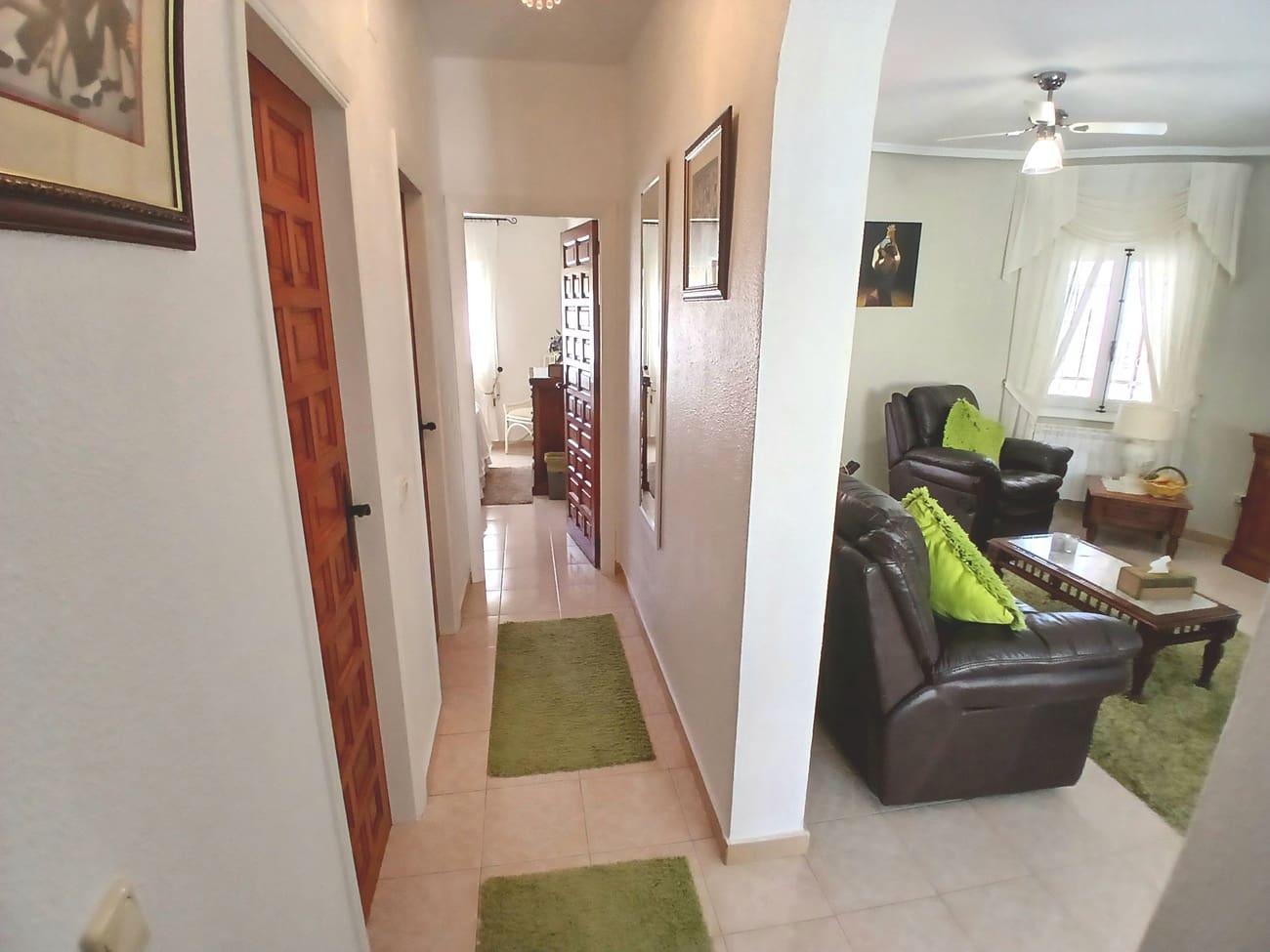 3 soveværelse Villa til salg i Villamartin med swimmingpool garage - € 364.950 (Ref: 9990154)