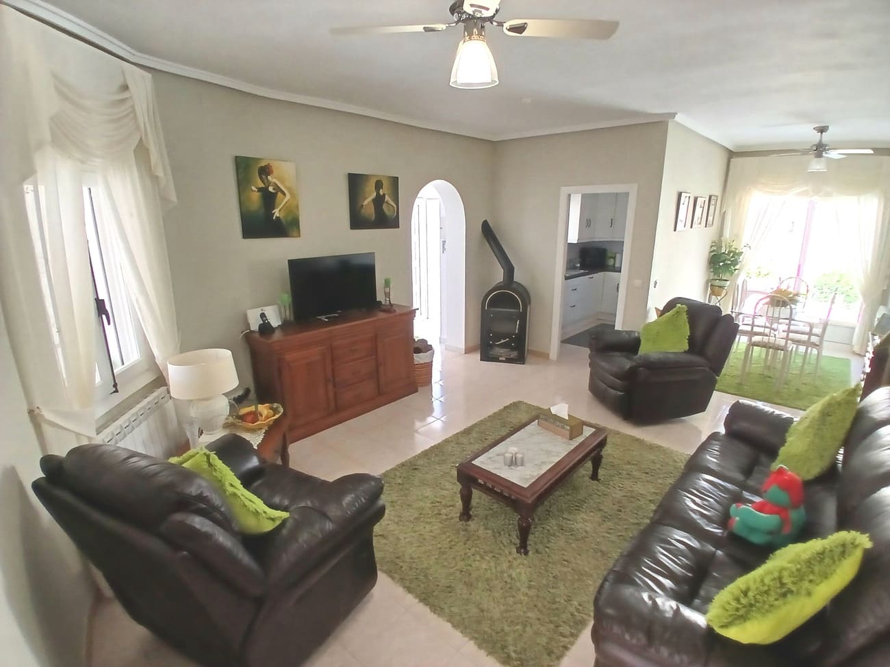 3 soveværelse Villa til salg i Villamartin med swimmingpool garage - € 364.950 (Ref: 9990154)