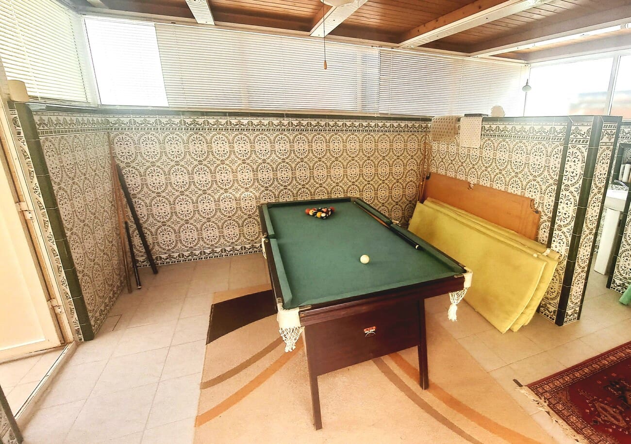 3 soveværelse Villa til salg i Villamartin med swimmingpool garage - € 364.950 (Ref: 9990154)