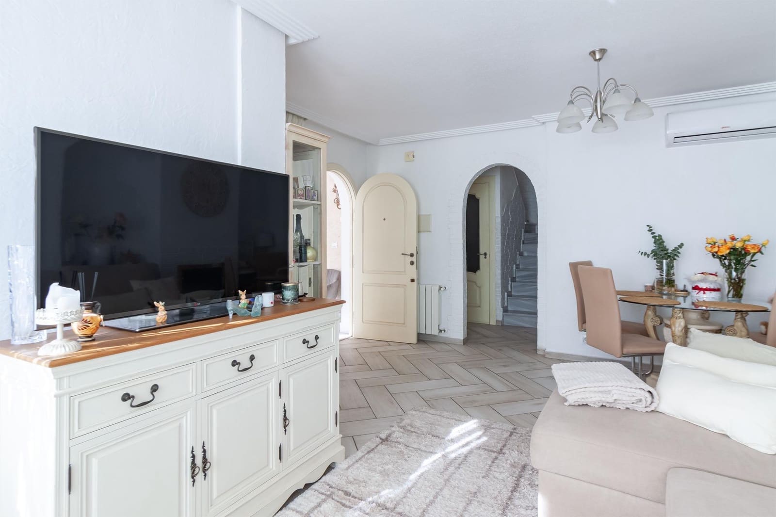 Chalet de 4 habitaciones en Los Altos en venta con piscina - 339.990 € (Ref: 9997960)