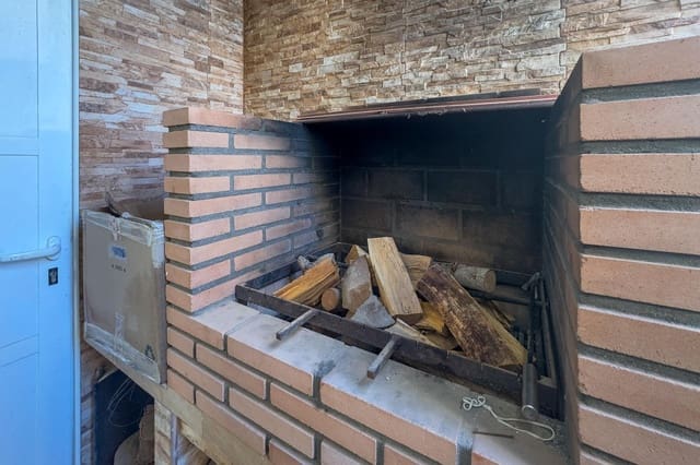 Chalet de 4 habitaciones en Los Altos en venta con piscina - 339.990 € (Ref: 9997960)