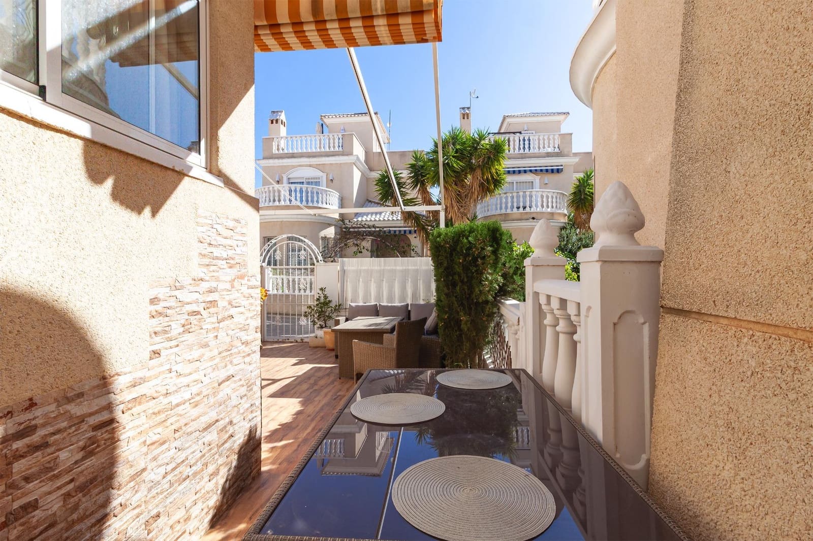 Chalet de 4 habitaciones en Los Altos en venta con piscina - 339.990 € (Ref: 9997960)