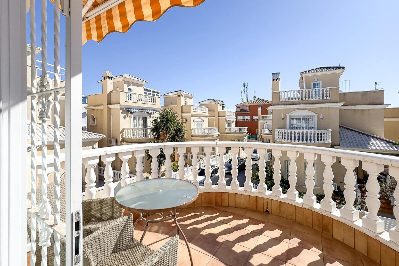 Chalet de 4 habitaciones en Los Altos en venta con piscina - 339.990 € (Ref: 9997960)