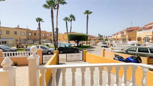 2 slaapkamer Huis te koop in Cabo Roig, Orihuela met zwembad garage - € 255.000 (Ref: 9999315)