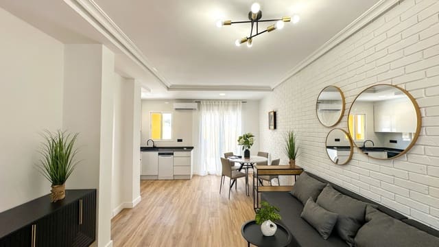 2 slaapkamer Huis te koop in Cabo Roig, Orihuela met zwembad garage - € 255.000 (Ref: 9999315)