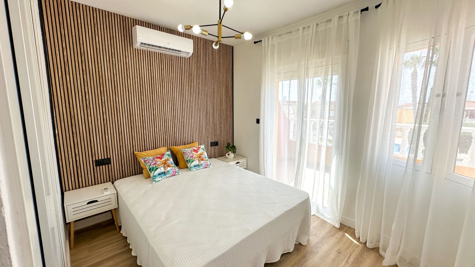 2 slaapkamer Huis te koop in Cabo Roig met zwembad garage - € 255.000 (Ref: 9999315)