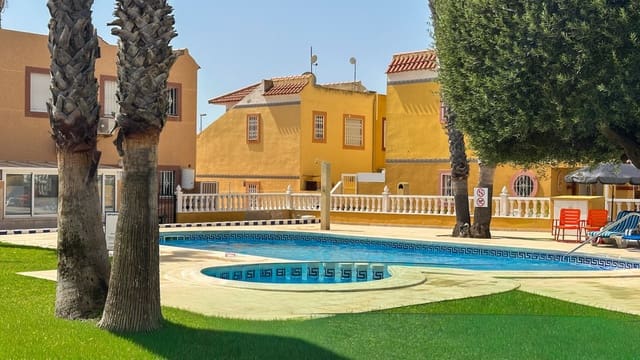 2 slaapkamer Huis te koop in Cabo Roig, Orihuela met zwembad garage - € 255.000 (Ref: 9999315)