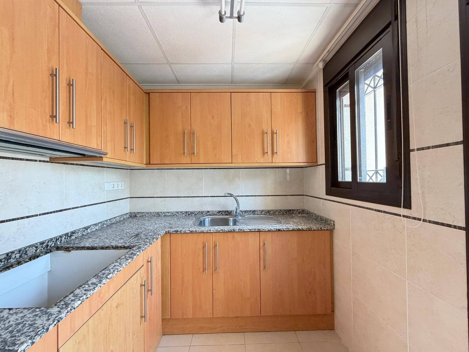 2 soveværelse Byhus til salg i Ciudad Quesada med swimmingpool garage - € 189.000 (Ref: 9999317)