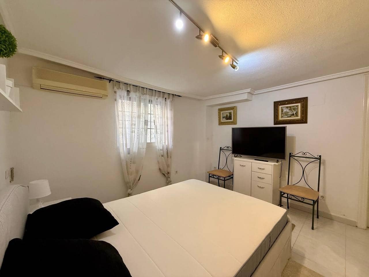 4 soverom Villa til salgs i Playa Flamenca med svømmebasseng garasje - € 359 000 (Ref: 9999324)