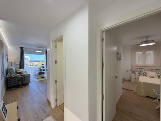 Apartamento de 3 habitaciones en Punta Prima, Orihuela en venta con piscina - 259.700 € (Ref: 9999325)