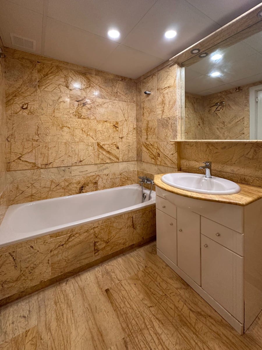Apartamento de 2 habitaciones en Cabo Roig en venta con piscina - 280.000 € (Ref: 9999326)