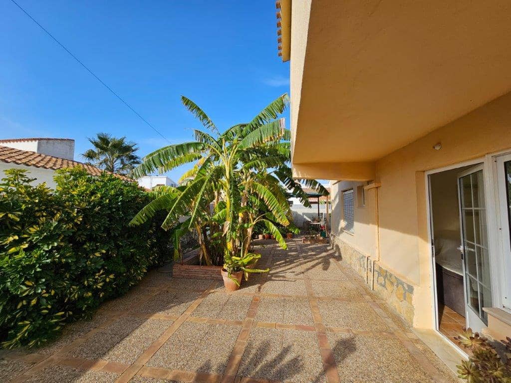 Chalet de 5 habitaciones en Dénia en venta con piscina garaje - 490.000 € (Ref: 8598493)