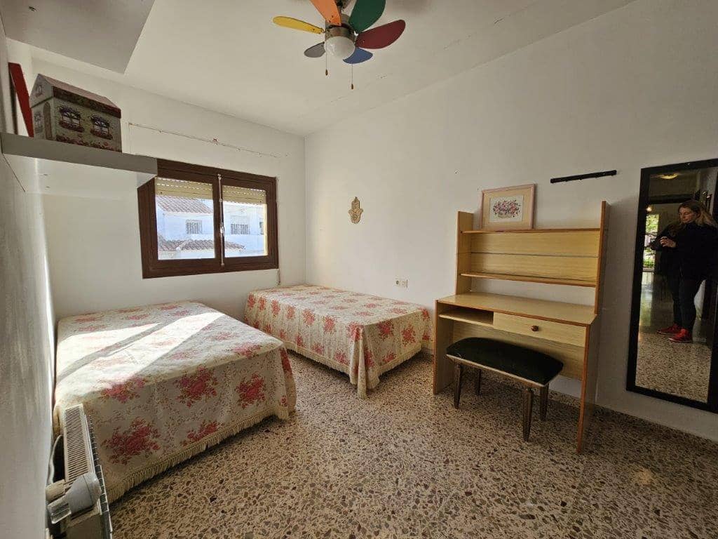 Chalet de 5 habitaciones en Dénia en venta con piscina garaje - 490.000 € (Ref: 8598493)