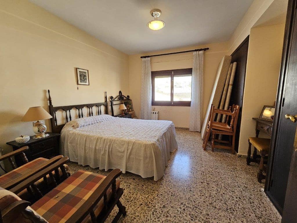 Chalet de 5 habitaciones en Dénia en venta con piscina garaje - 490.000 € (Ref: 8598493)