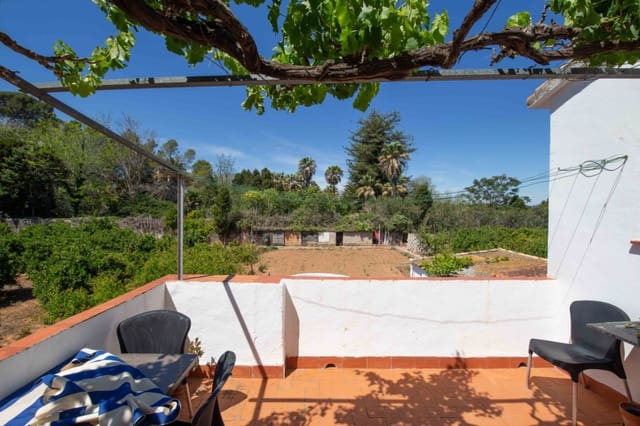 Chalet de 7 habitaciones en Centro Urbano, Dénia en venta con garaje - 560.000 € (Ref: 8598516)