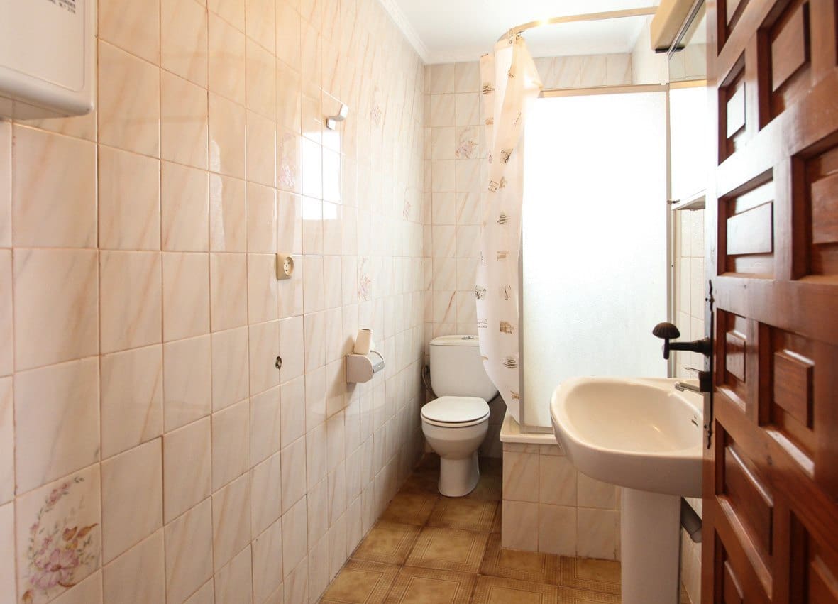 4 camera da letto Commerciale in vendita in Orba con garage - 499.000 € (Rif: 8598539)