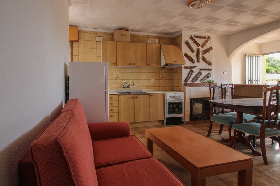 4 camera da letto Commerciale in vendita in Orba con garage - 499.000 € (Rif: 8598539)