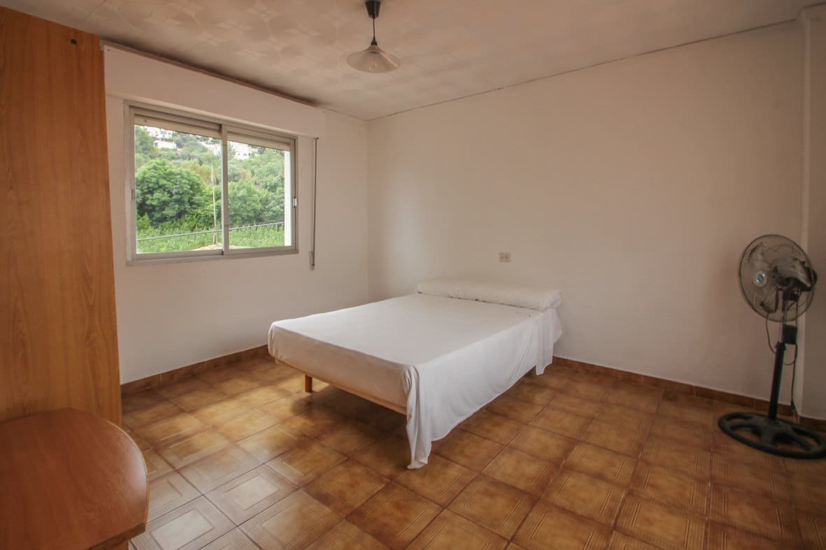 4 camera da letto Commerciale in vendita in Orba con garage - 499.000 € (Rif: 8598539)