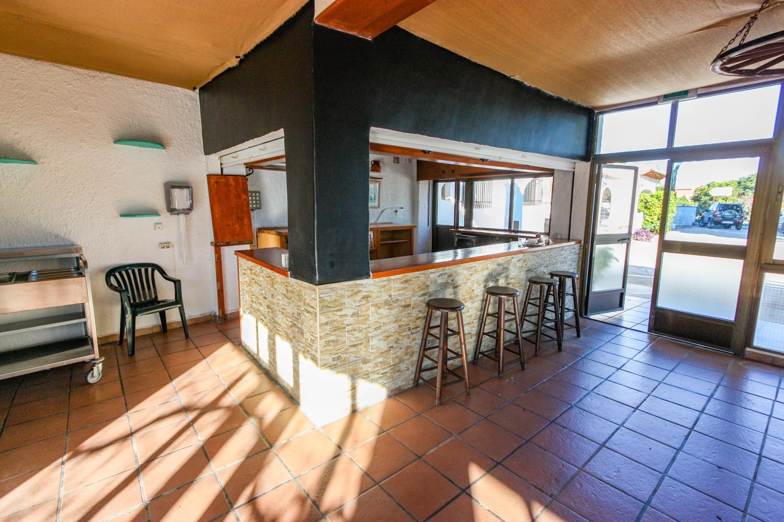 4 camera da letto Commerciale in vendita in Orba con garage - 499.000 € (Rif: 8598539)