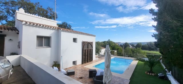 Chalet de 3 habitaciones en El Montgó, Dénia en venta con piscina garaje - 628.000 € (Ref: 8653844)