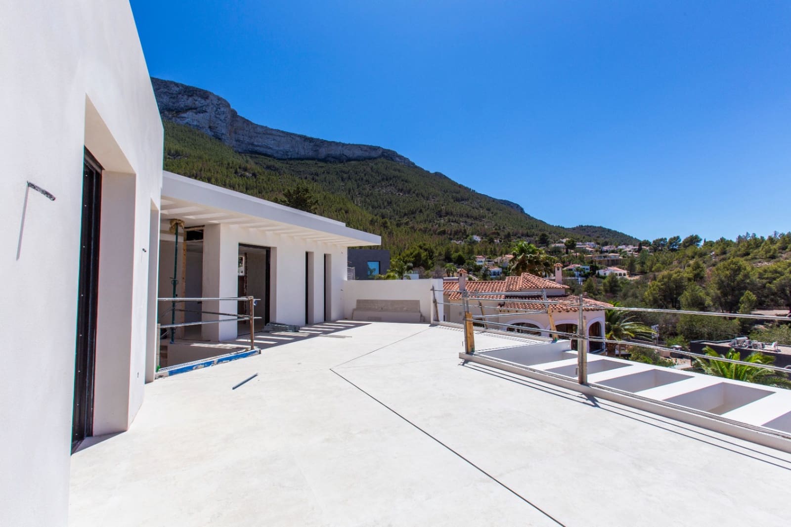 4 soverom Villa til salgs i Denia med svømmebasseng garasje - € 1 590 000 (Ref: 8653859)