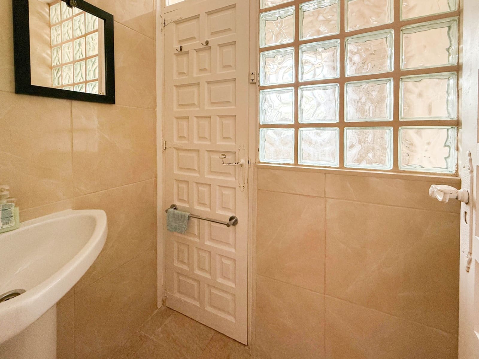 Chalet de 2 habitaciones en Pedreguer en venta con piscina garaje - 325.000 € (Ref: 9757554)