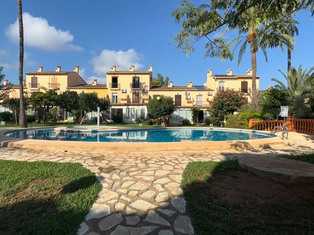 3 Zimmer Reihenhaus zu verkaufen in El Montgó, Dénia mit Pool Garage - 349.000 € (Ref: 9757558)